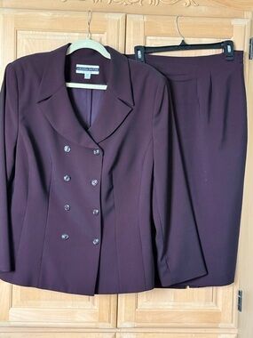 Amanda Smith Plum Stretch Blazer and Skirt Set